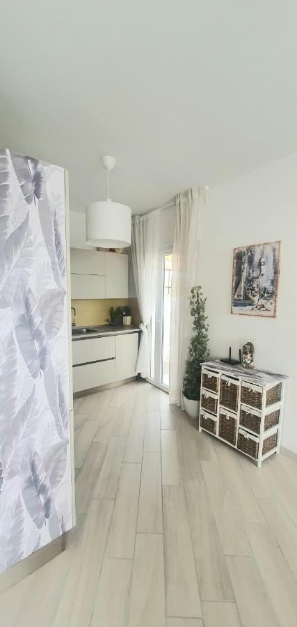 Residence Eucalyptus Suite 2 Casa Indipendente Сан Ремо Екстериор снимка