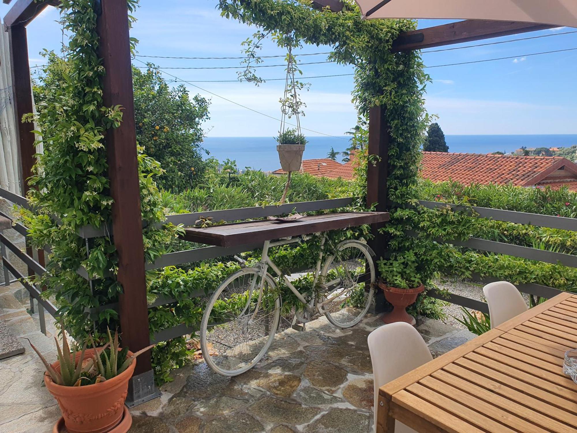 Residence Eucalyptus Suite 2 Casa Indipendente Сан Ремо Екстериор снимка